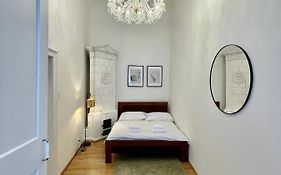 Masna 20C- Old Town Residence